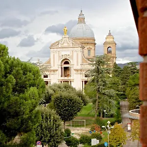 http://hotel-donnini.hotels-perugia.com